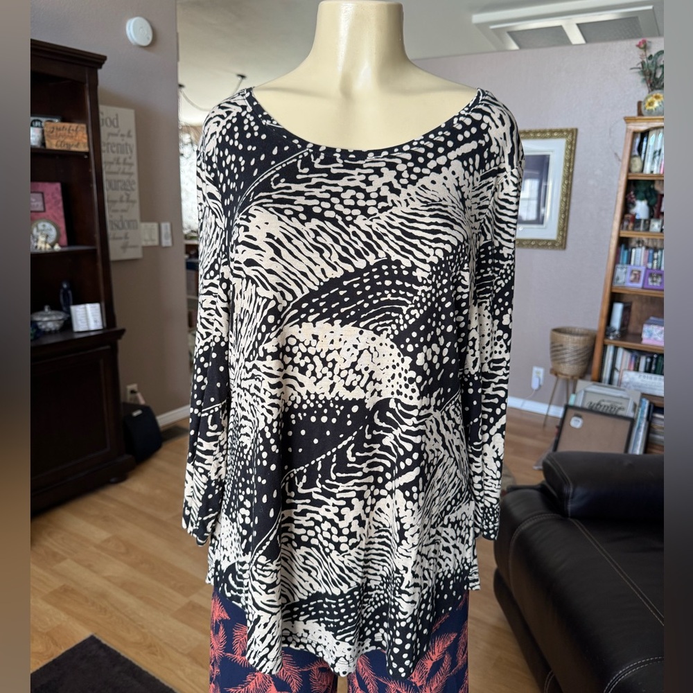 JM Collection black & tan 3/4 sleeves knit blouse-size XL